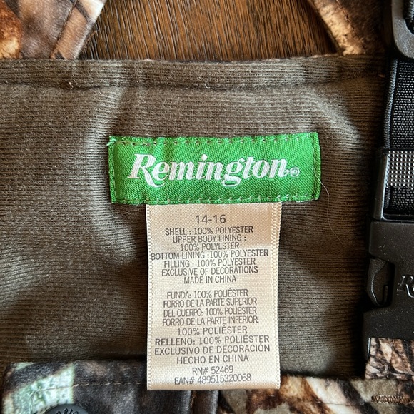 Remington lined insulated Camo Snow Bib Hunting Pant Size Youth 14-16 - Picture 6 of 11